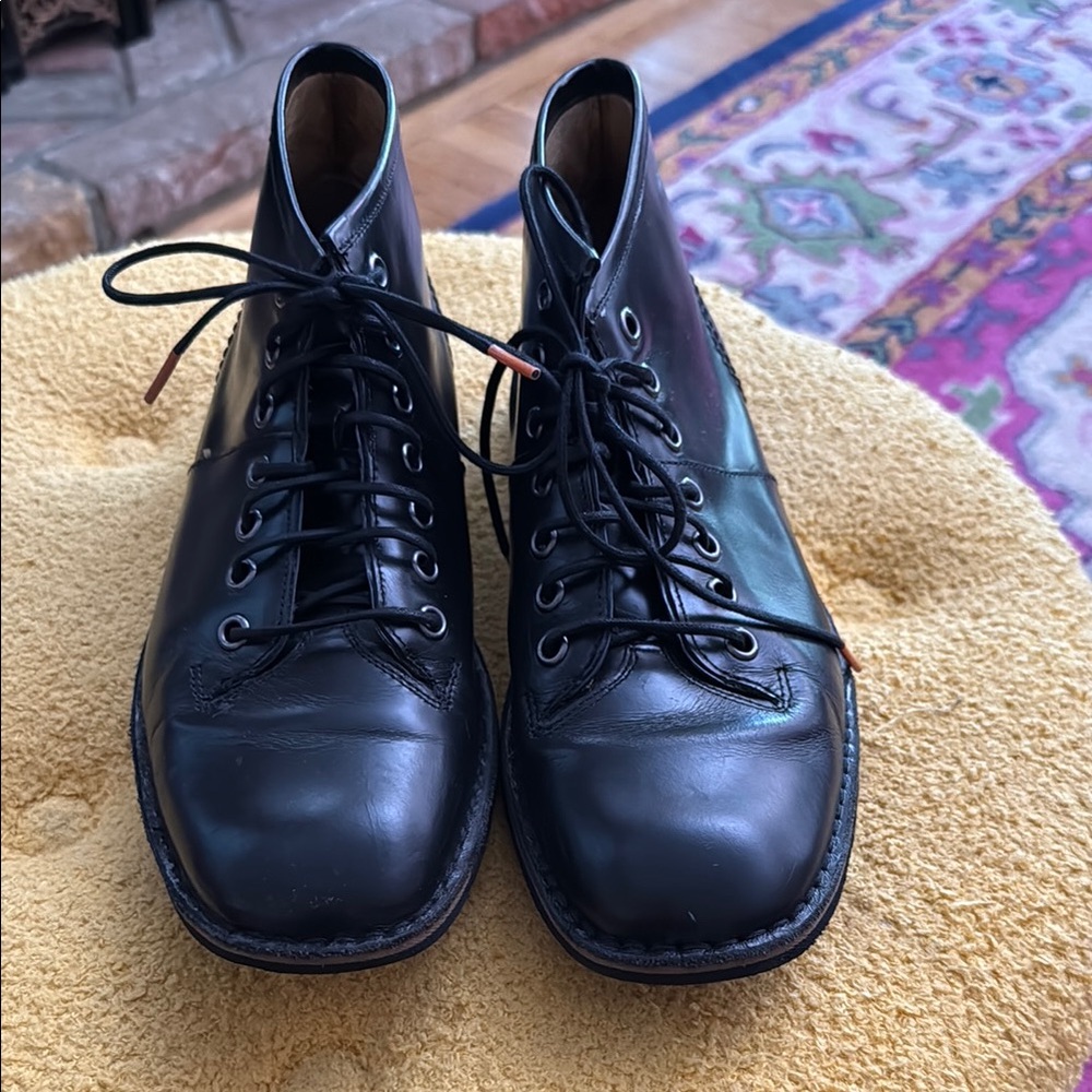 Men's Classic Black Leather Boots